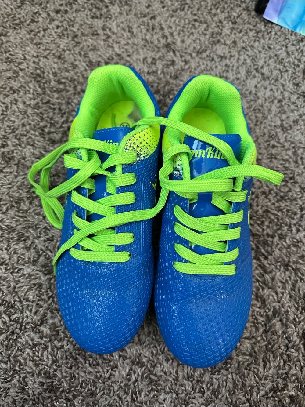 Kids Cleats in Bright Blue with Neon Green Accents size 3.5